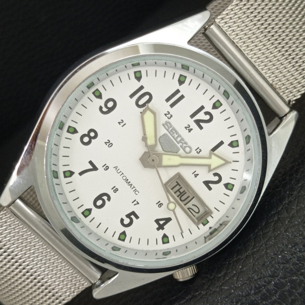 Vintage 1971 Seiko Automatic Mens Silver Watch WDaydate  White Accents